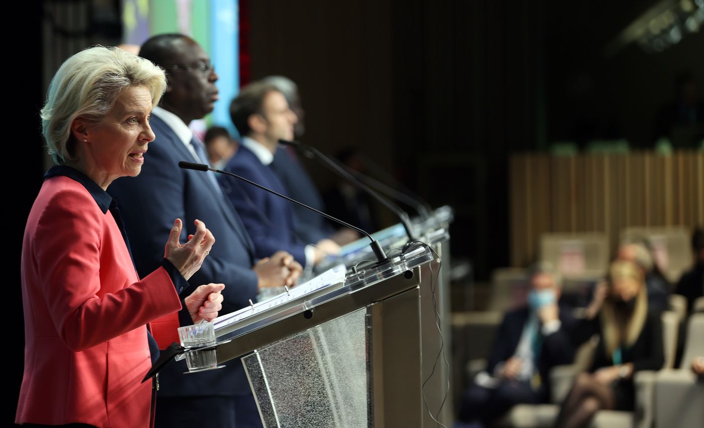 VDL spricht auf einer Pressekonferenz während des AU-EU Gipfel