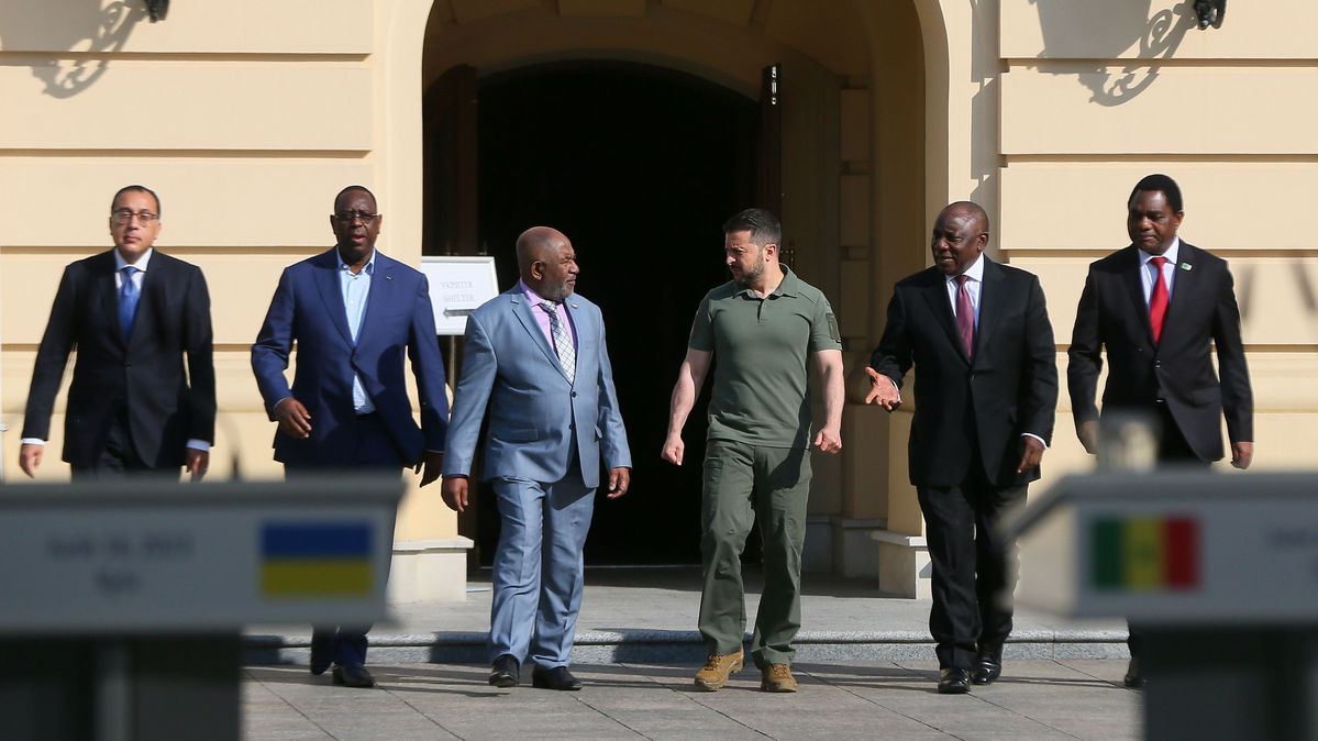 June, 2023: Several African presidents met with Ukrainian President Zelensky in an initiative to try to make peace in the ongoing Russia-Ukraine war.